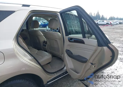 2012 Mercedes-Benz Ml 350 4Matic z USA, uszkodzony, nr VIN 4JGDA5HB8CA020024